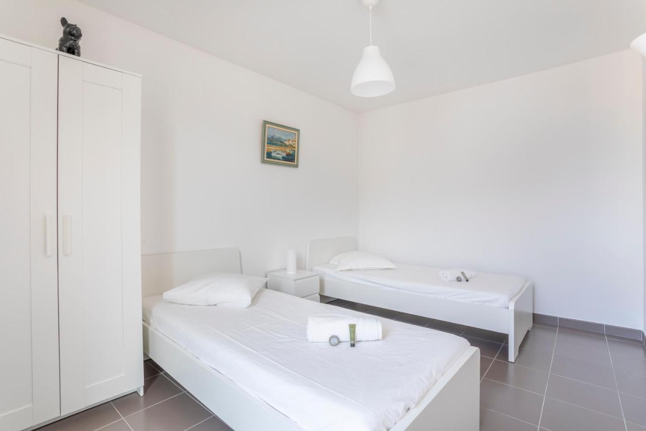 New Joliette Comfortable Apartment Well Located With Private Parking Marseille Kültér fotó